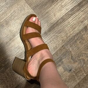 NWOT Block heels - light brow size 12